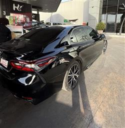 تۆیۆتا کامری